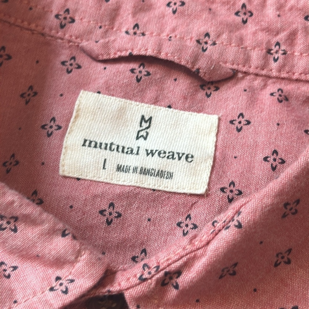 Mutual Weave Men’s Large Button Down Shirt - Picture 3 of 6